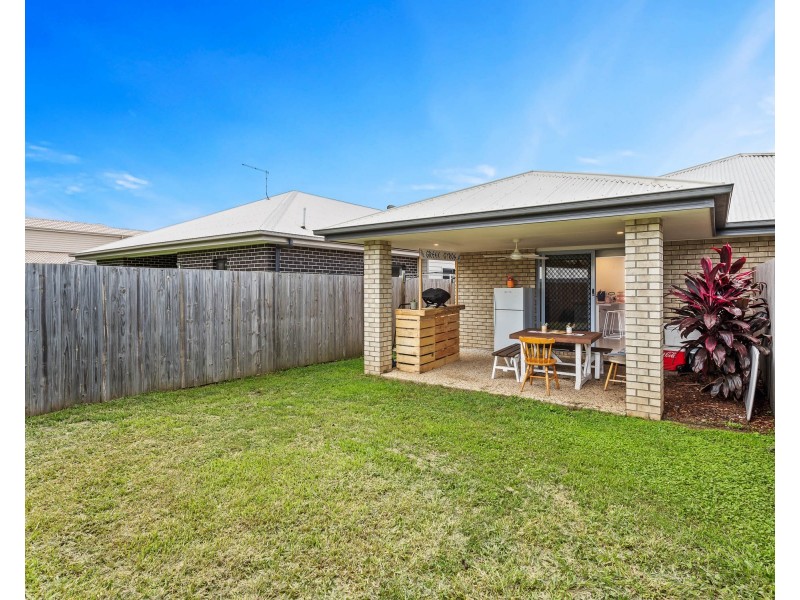 1/62 Benham avenue, Kallangur QLD 4503