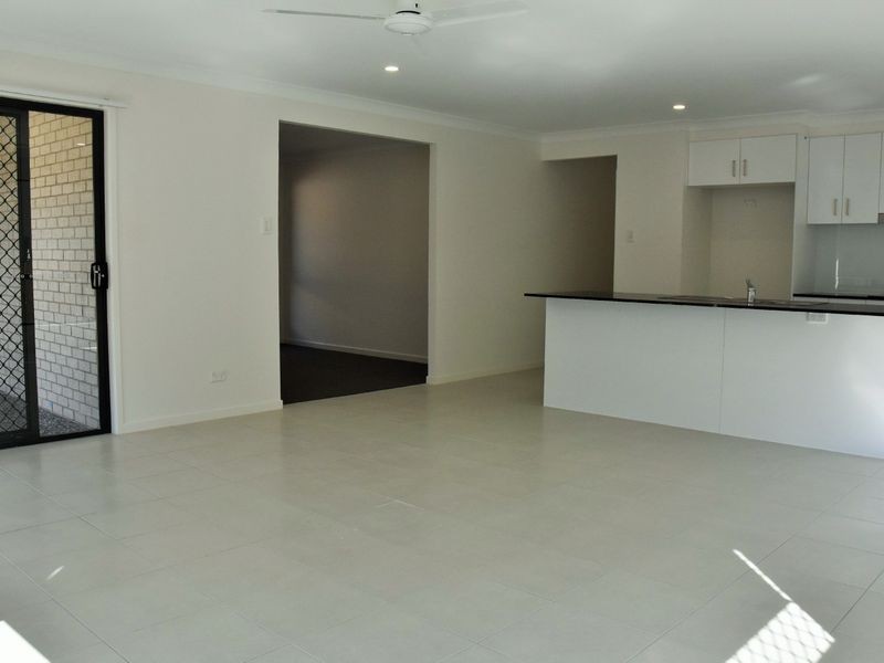 37 Riverside Circuit, Joyner QLD 4500