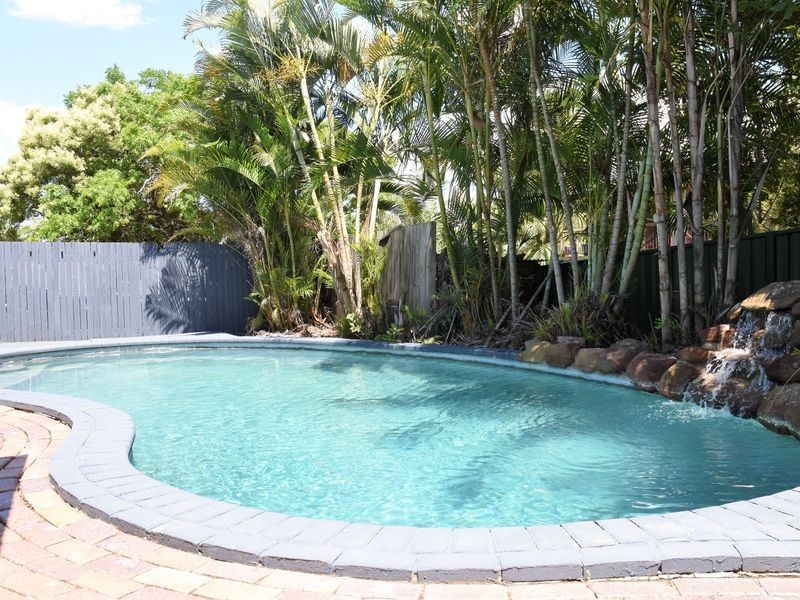 430 Old Logan Road, Camira QLD 4300
