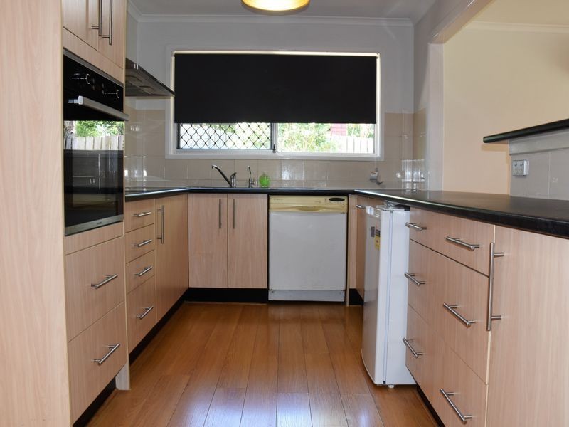 430 Old Logan Road, Camira QLD 4300