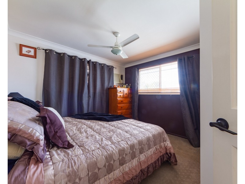 22 CHESTNUT DRIVE, Flinders View QLD 4305