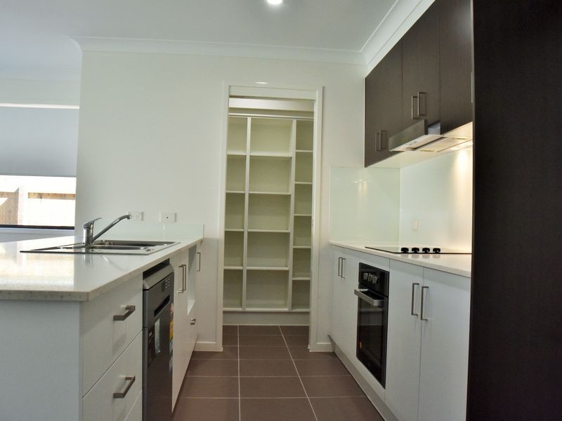 17 Oxbow Street, Lawnton QLD 4501