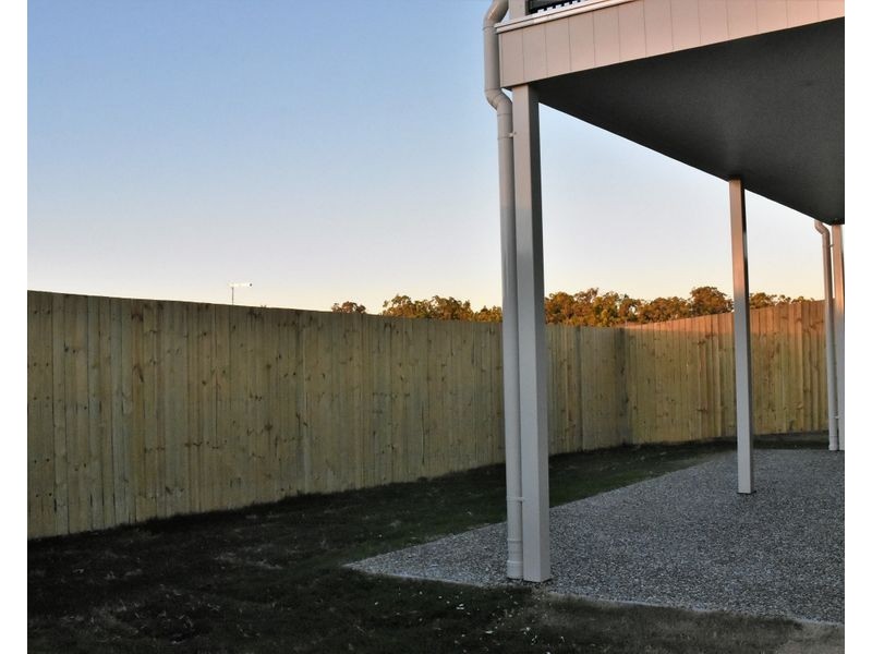 33 Crest Street, Narangba QLD 4504