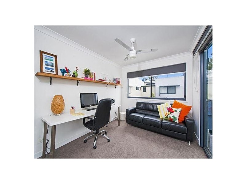 14/22 CAREEL CLOSE, Helensvale QLD 4212