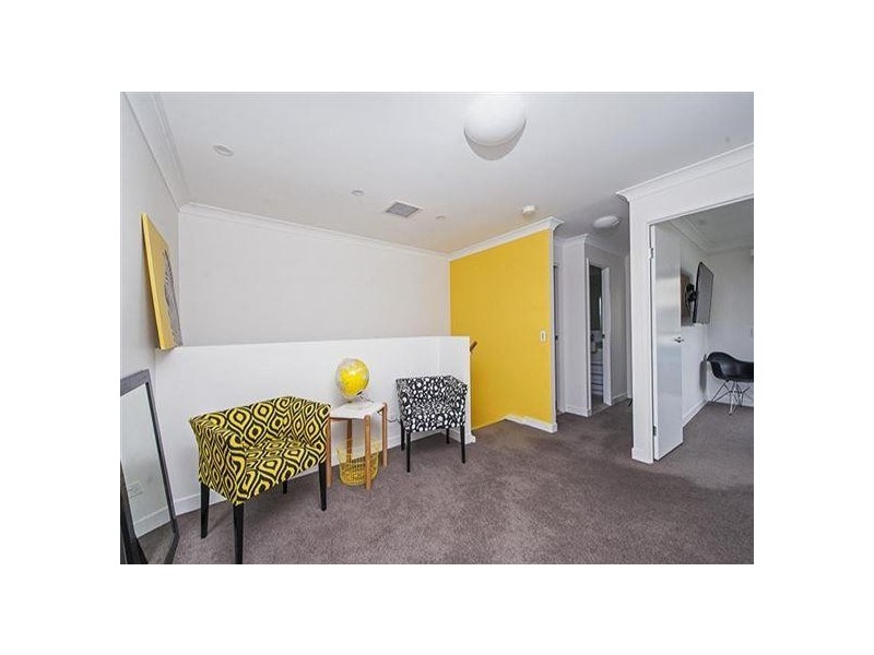 14/22 CAREEL CLOSE, Helensvale QLD 4212