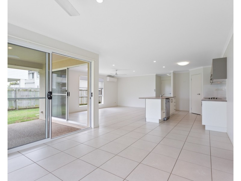 5 Headland Drive, Birtinya QLD 4575