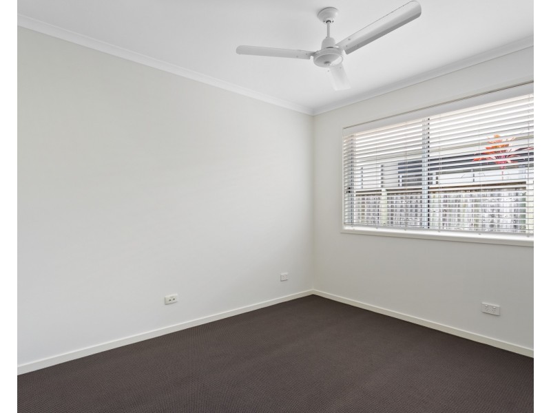 5 Headland Drive, Birtinya QLD 4575