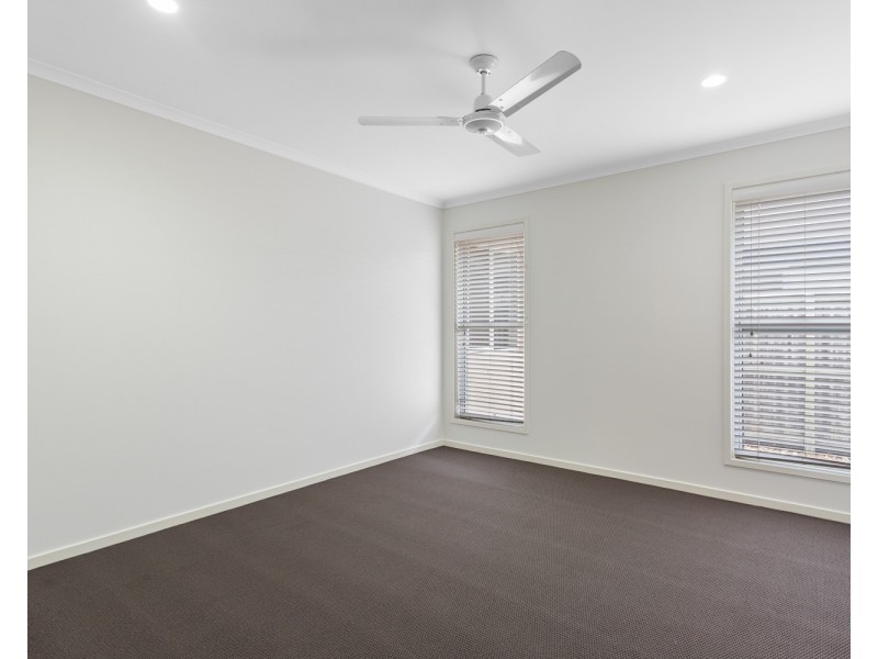 5 Headland Drive, Birtinya QLD 4575