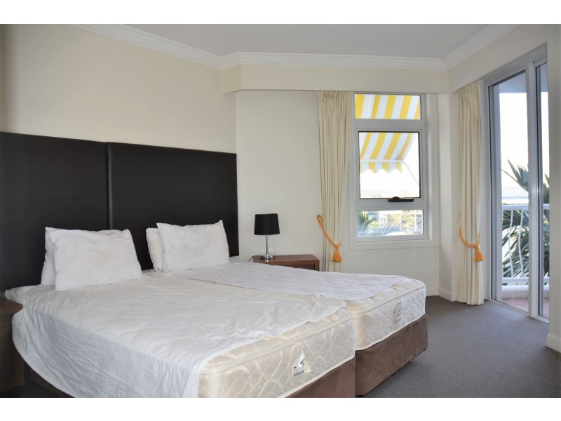 2416/24 Queensland Avenue, Broadbeach QLD 4218