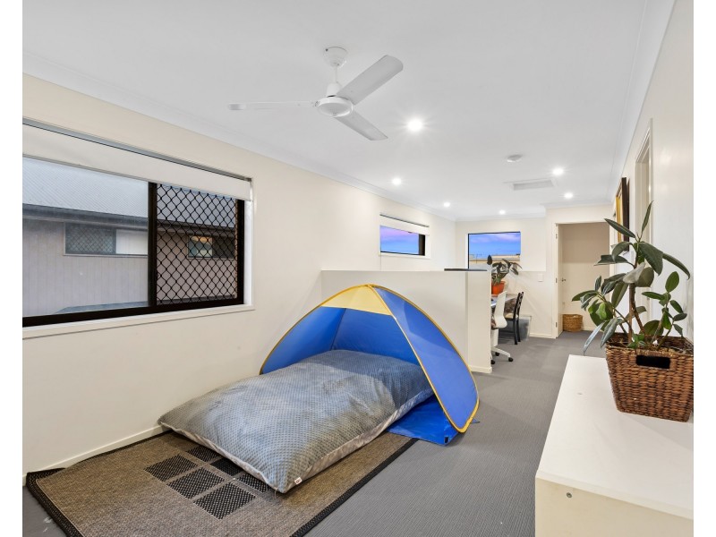185 Spinnaker Boulevard, Newport QLD 4020