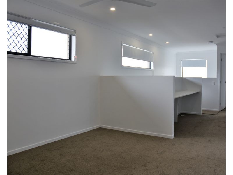 42 Crest Street, Narangba QLD 4504