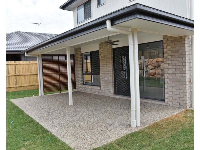 42 Crest Street, Narangba QLD 4504