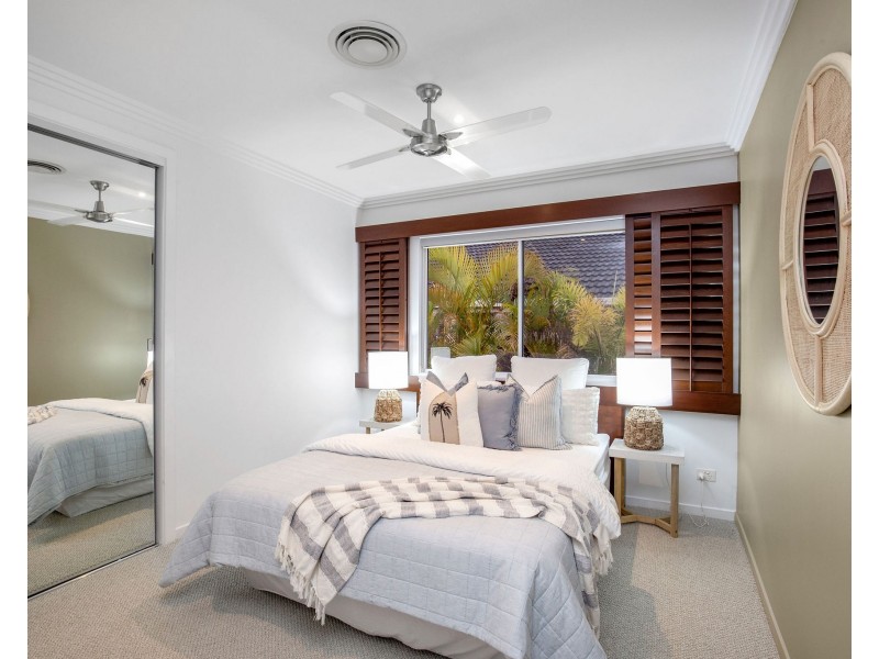 1/17 Sunset Boulevard, Surfers Paradise QLD 4217