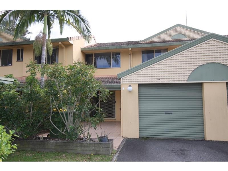 5/469 Pine Ridge Road, Runaway Bay QLD 4216