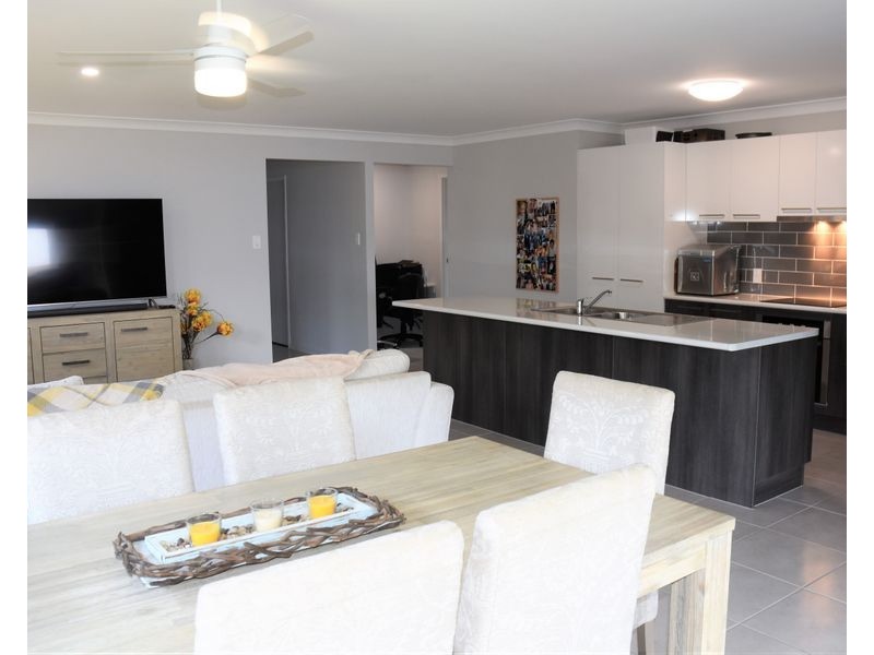 101 Brookvale Drive, Victoria Point QLD 4165