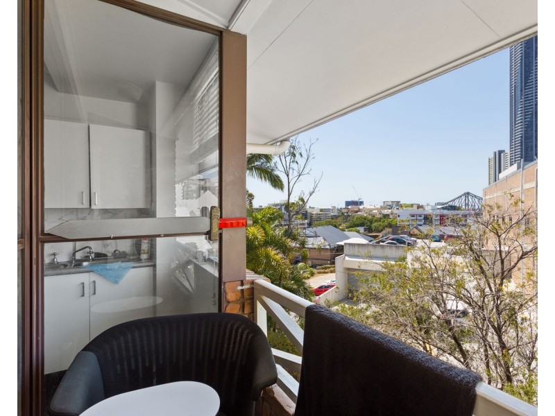 33/20 MCCONNELL STREET, Spring Hill QLD 4000