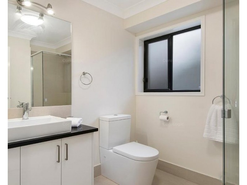 29 Upper McCormack Street, Bundamba QLD 4304