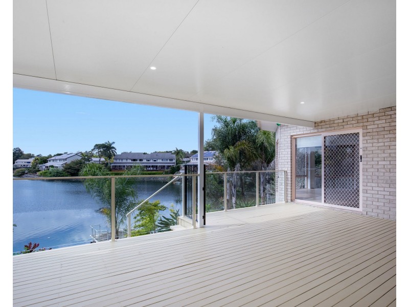 15 Tullamarine Drive, Robina QLD 4226