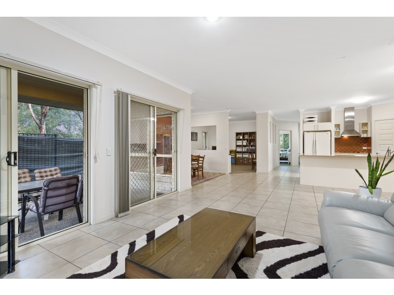 15 Waterclover Drive, Pimpama QLD 4209