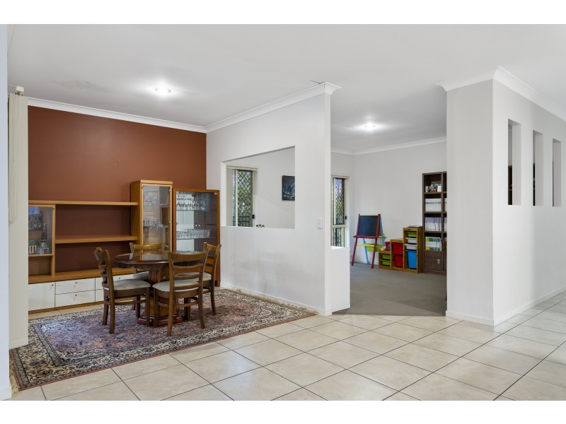 15 Waterclover Drive, Pimpama QLD 4209