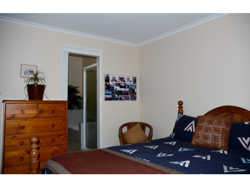 36/63 Olsen Avenue, Labrador QLD 4215