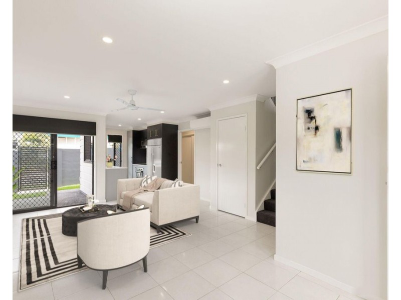 24/8 Highlands Street, Yarrabilba QLD 4207