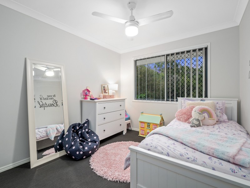 23 PYRUS PLACE, Redland Bay QLD 4165