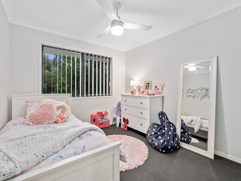 23 PYRUS PLACE, Redland Bay QLD 4165