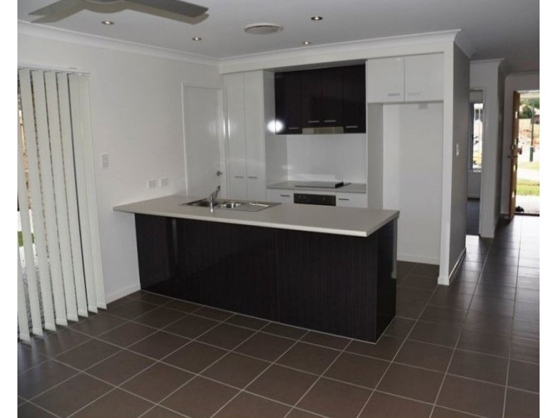 15 Asher Place, Moggill QLD 4070