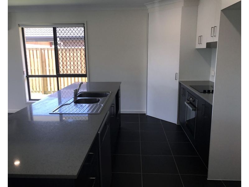 41 Bora Place, Ningi QLD 4511