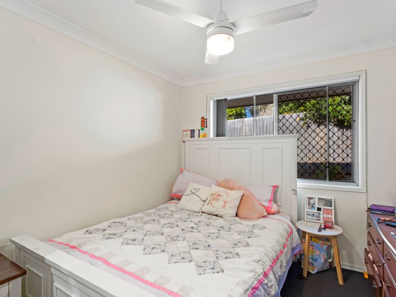81 Bankswood Drive, Redland Bay QLD 4165