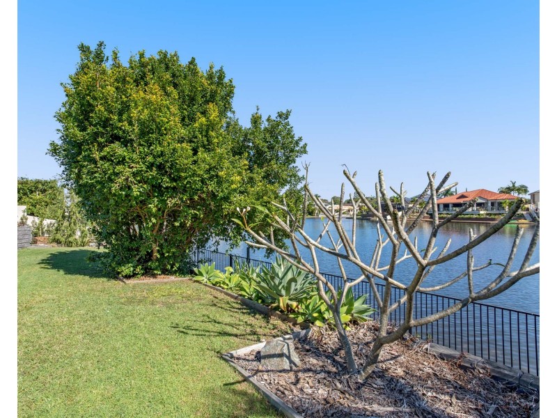 55/40 Cotlew Street East, Southport QLD 4215