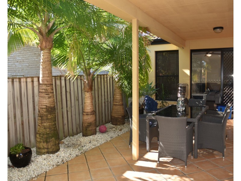 13 Torrey Place, Robina QLD 4226