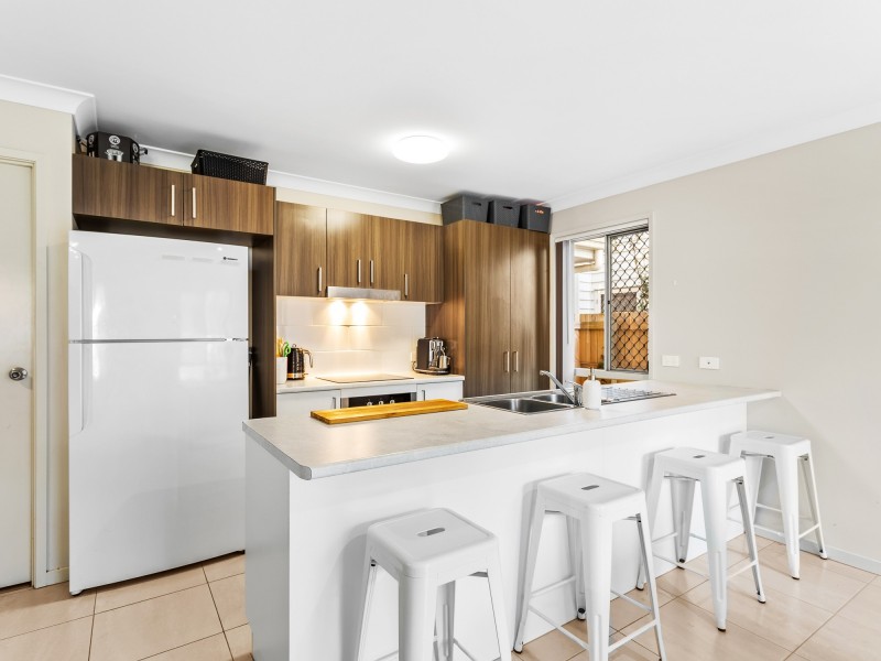 4 Garfield Terrace, Everton Hills QLD 4053