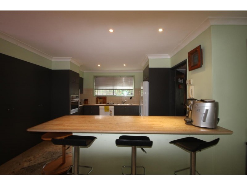 36 Saint Andrews Avenue, Surfers Paradise QLD 4217