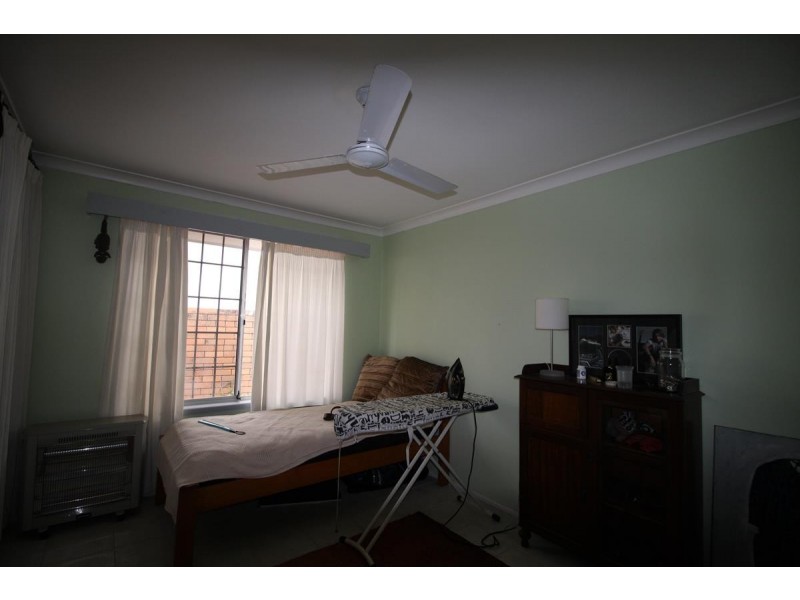 36 Saint Andrews Avenue, Surfers Paradise QLD 4217