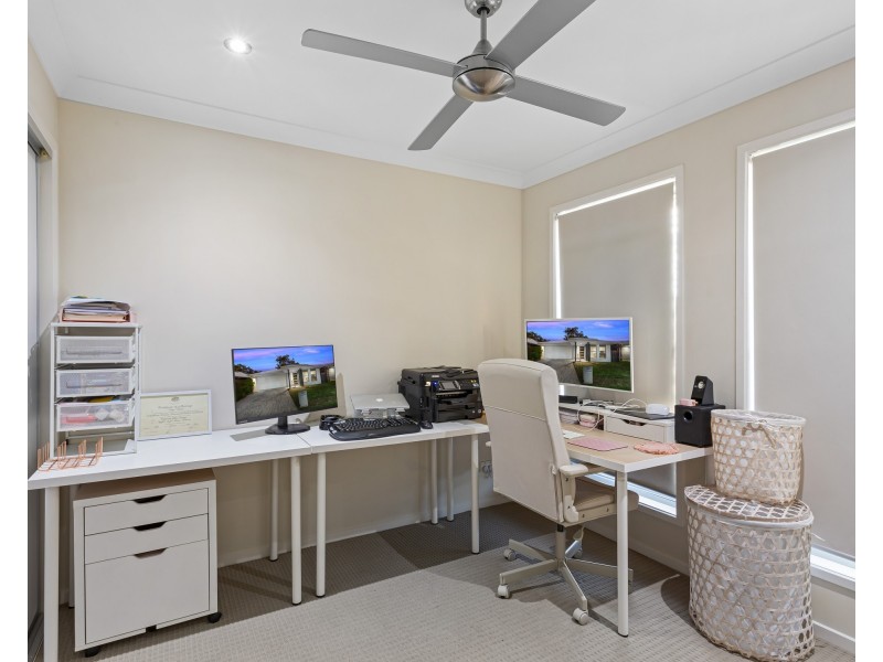 68 Benham Avenue, Kallangur QLD 4503