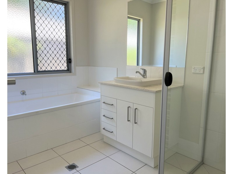 4 Carcour Street, Everton Park QLD 4053