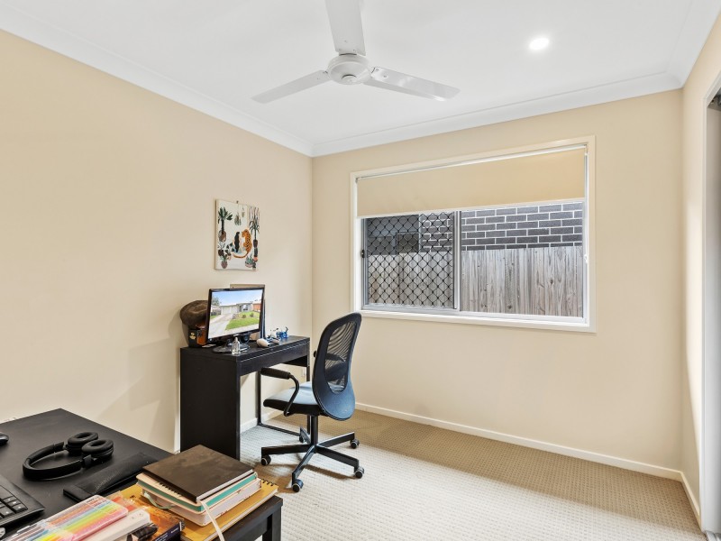 62 Benham Avenue, Kallangur QLD 4503