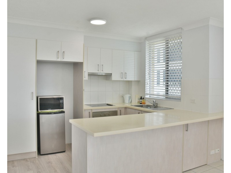17/280 Hedges Avenue, Mermaid Beach QLD 4218