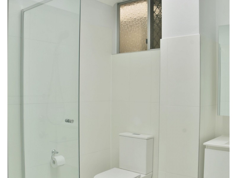 17/280 Hedges Avenue, Mermaid Beach QLD 4218