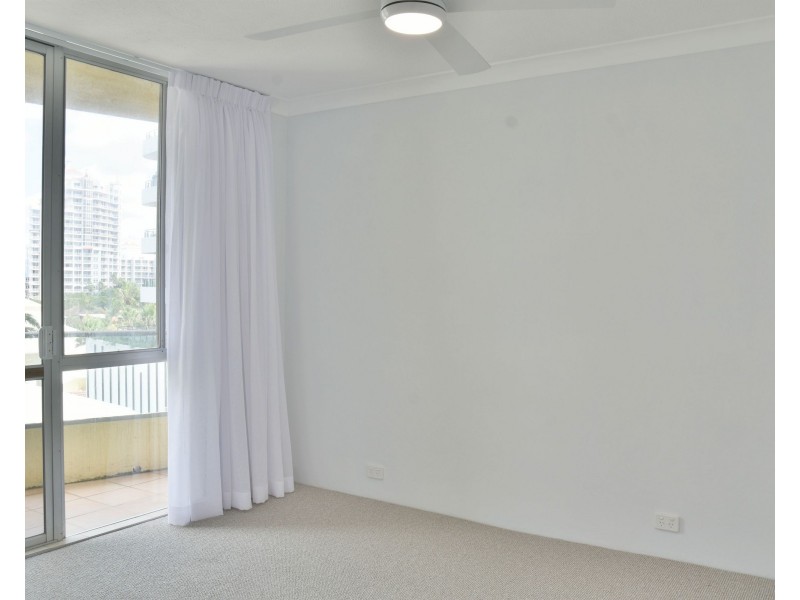 17/280 Hedges Avenue, Mermaid Beach QLD 4218