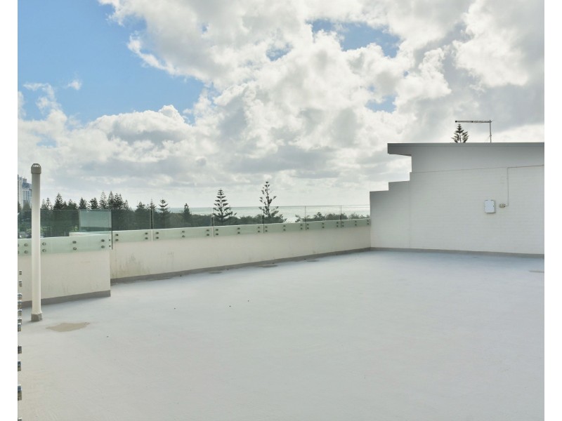 17/280 Hedges Avenue, Mermaid Beach QLD 4218