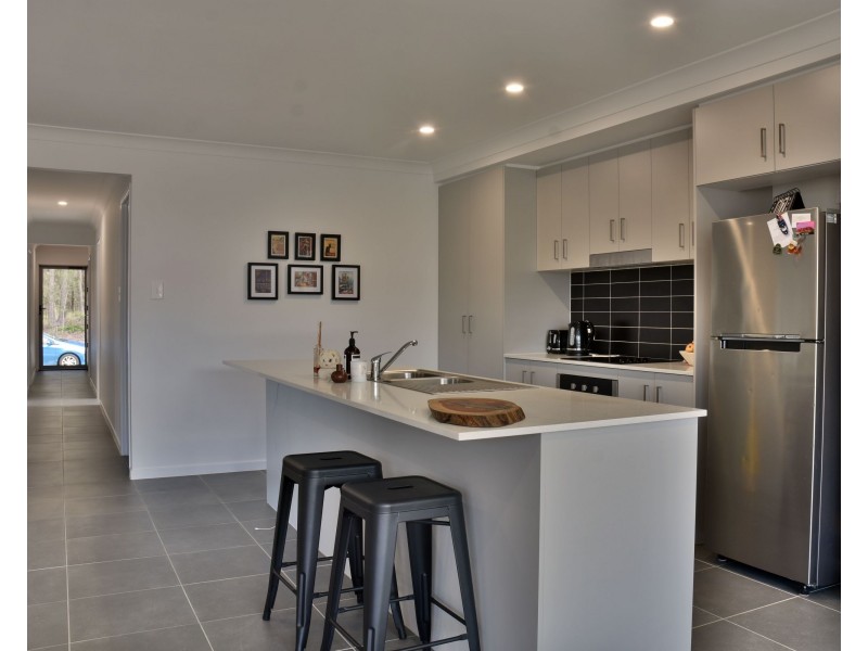 27 Tempo Drive, Ripley QLD 4306