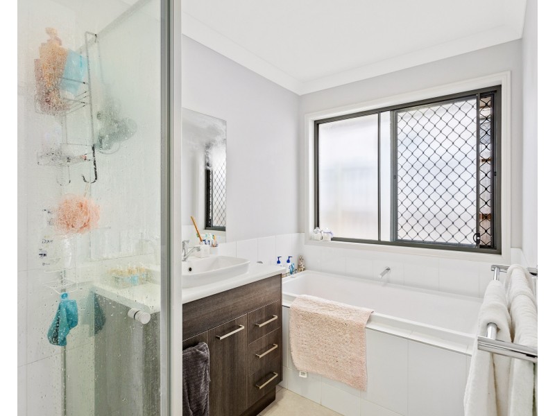 13 Oxbow Crescent, Lawnton QLD 4501