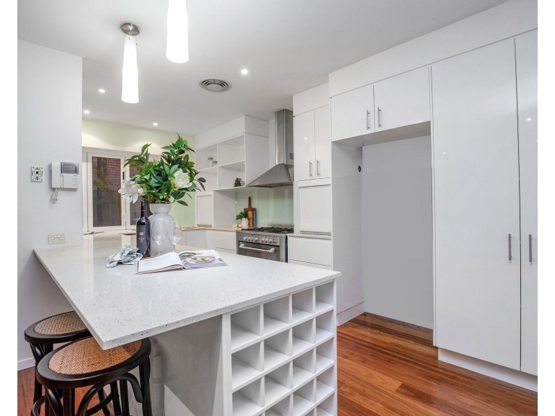 1/17 Sunset Boulevard, Surfers Paradise QLD 4217