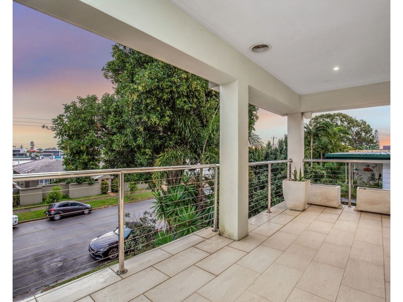 1/17 Sunset Boulevard, Surfers Paradise QLD 4217