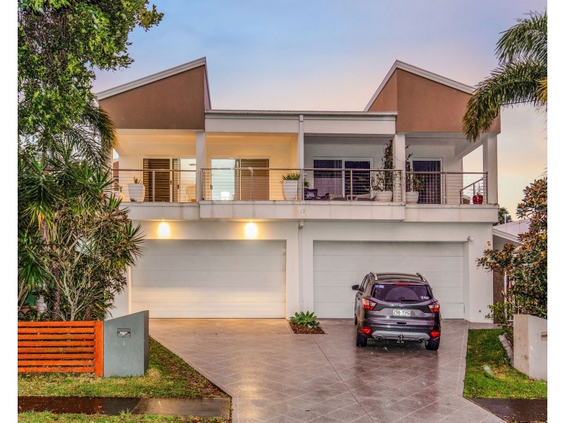 1/17 Sunset Boulevard, Surfers Paradise QLD 4217