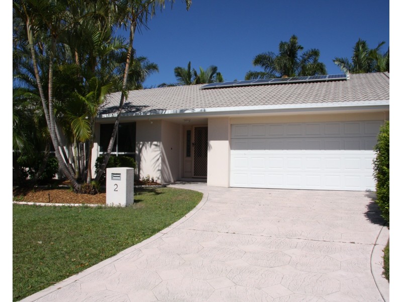 2 Notre Dame Court, Varsity Lakes QLD 4227