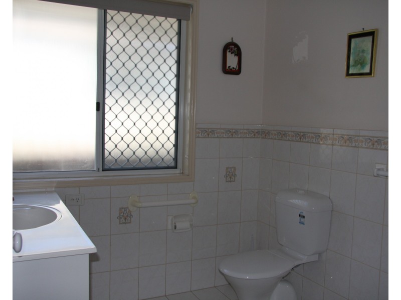 2 Notre Dame Court, Varsity Lakes QLD 4227